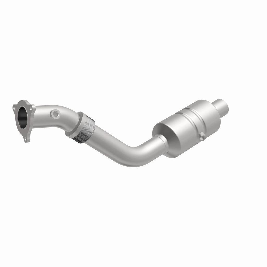 MagnaFlow Exhaust Products 49526 OEM Grade Direct-Fit Catalytic Converter for Select Chrysler Pacifica