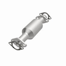 Load image into Gallery viewer, MagnaFlow Exhaust Products 3391619 California CARB Direct-Fit Catalytic Converter for Select Suzuki Sidekick
