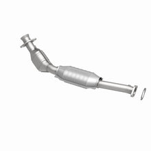 Load image into Gallery viewer, MagnaFlow Exhaust Products 441101 California CARB Direct-Fit Catalytic Converter for Select Ford Crown Victoria, Lincoln Town Car, Mercury Grand Marquis