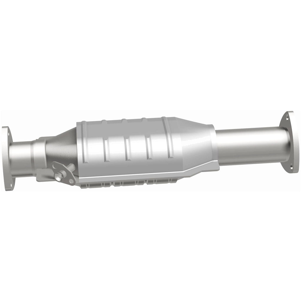 MagnaFlow Exhaust Products 23894 Standard Grade Direct-Fit Catalytic Converter for Select Toyota Land Cruiser