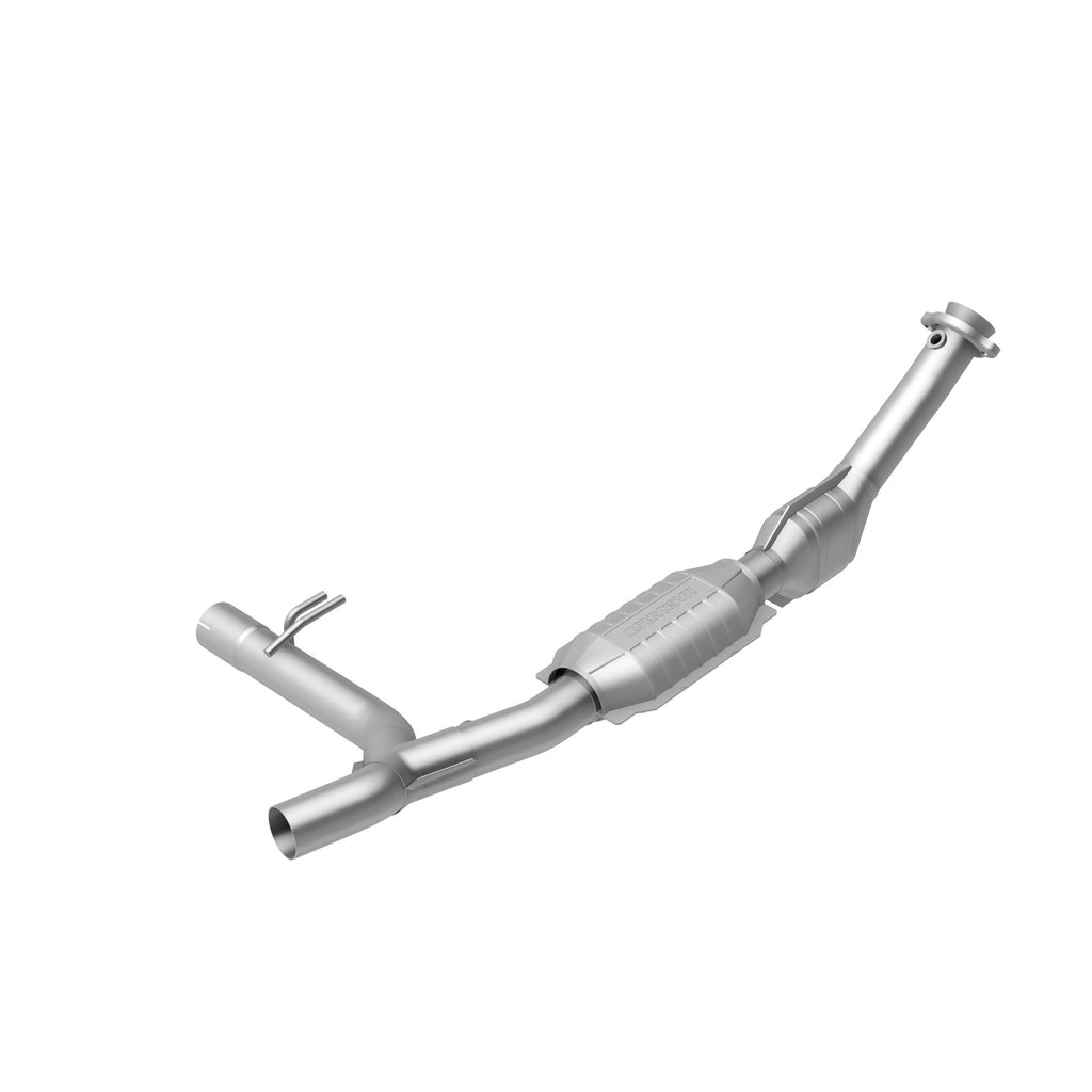 MagnaFlow Exhaust Products 51412 OEM Grade Direct-Fit Catalytic Converter for Select Ford Expedition, Ford F-150, Ford F-250, Lincoln Blackwood, Lincoln Navigator