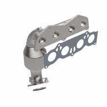Load image into Gallery viewer, MagnaFlow Exhaust Products 51373 OEM Grade Manifold Catalytic Converter for Select Toyota Camry