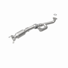 Load image into Gallery viewer, MagnaFlow Exhaust Products 21-282 OEM Grade Direct-Fit Catalytic Converter for Select Honda Odyssey