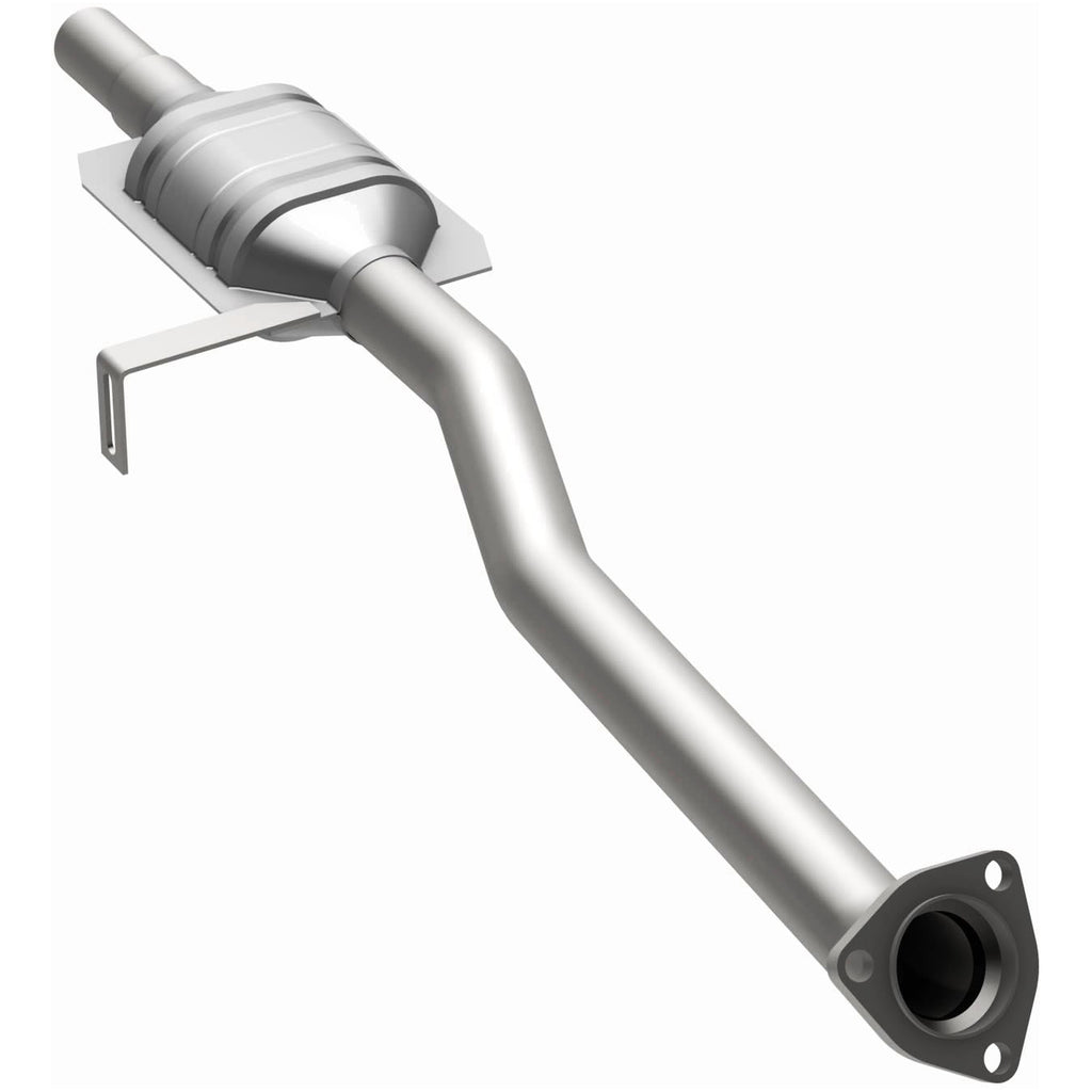 MagnaFlow Exhaust Products 23144 Standard Grade Direct-Fit Catalytic Converter for Select INFINITI Q45