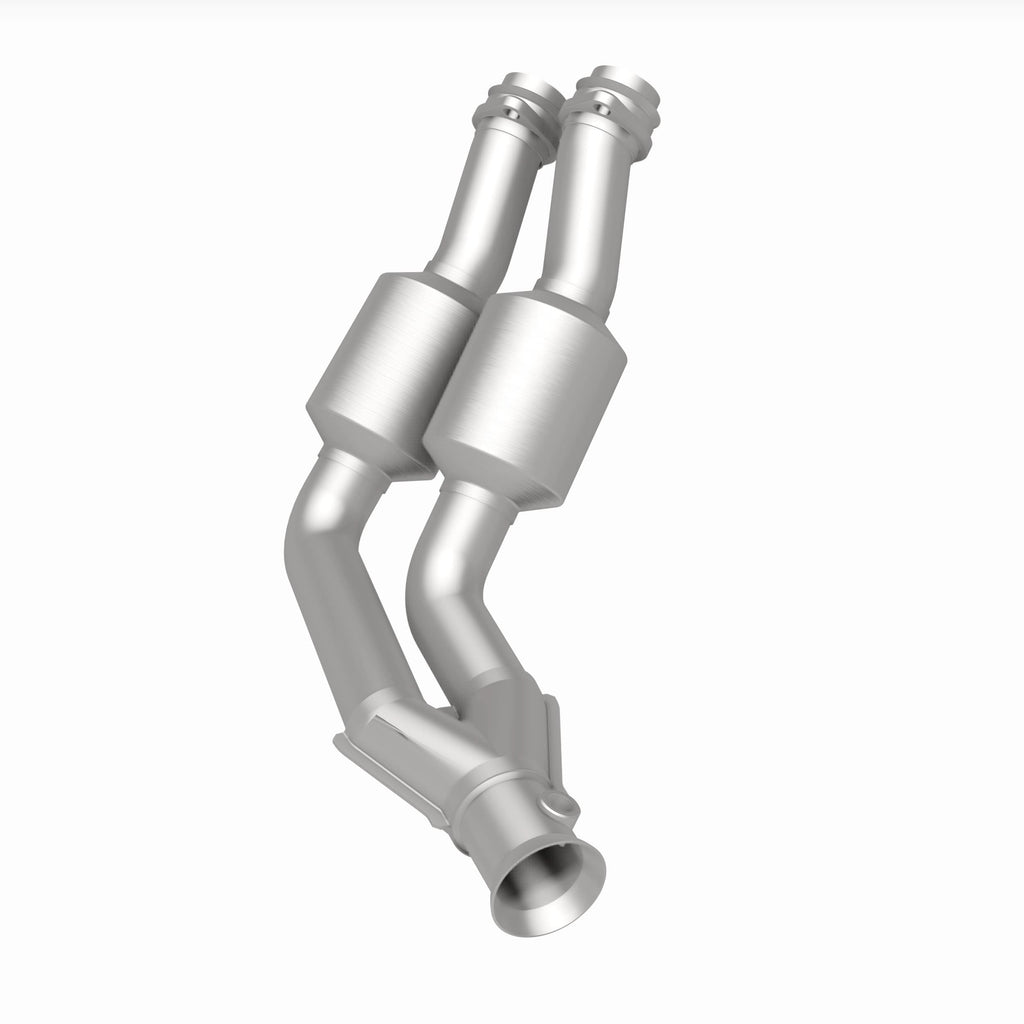 MagnaFlow Exhaust Products 24226 HM Grade Direct-Fit Catalytic Converter for Select Jaguar Vanden Plas, Jaguar XJ6