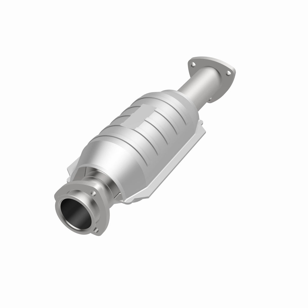 MagnaFlow Exhaust Products 22834 Standard Grade Direct-Fit Catalytic Converter for Select Saab 900