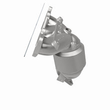 Load image into Gallery viewer, MagnaFlow Exhaust Products 5531787 California CARB Manifold Catalytic Converter for Select Hyundai Santa Fe