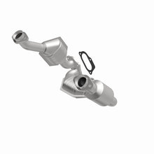 Load image into Gallery viewer, MagnaFlow Exhaust Products 49440 OEM Grade Direct-Fit Catalytic Converter for Select Ford Ranger, Mazda B3000