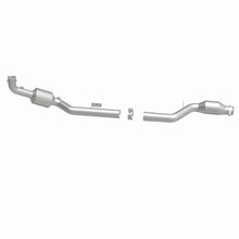 Load image into Gallery viewer, MagnaFlow Exhaust Products 5411696 California CARB Direct-Fit Catalytic Converter for Select Mercedes-Benz SLK55 AMG