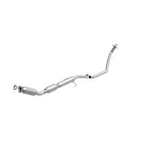 Load image into Gallery viewer, MagnaFlow Exhaust Products 551496 California CARB Direct-Fit Catalytic Converter for Select Toyota Corolla, Toyota Matrix