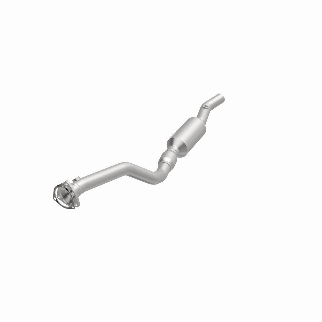 MagnaFlow Exhaust Products 4481658 California CARB Direct-Fit Catalytic Converter for Select Audi A4, Audi A4 Quattro, Volkswagen Passat
