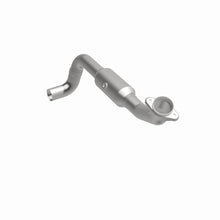 Load image into Gallery viewer, MagnaFlow Exhaust Products 5451831 California CARB Direct-Fit Catalytic Converter for Select Ford F-150