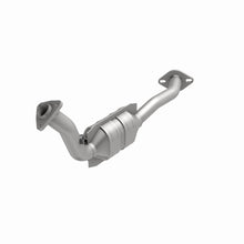 Load image into Gallery viewer, MagnaFlow Exhaust Products 447231 California CARB Direct-Fit Catalytic Converter for Select Nissan Frontier, Nissan Xterra