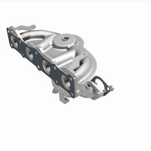 Load image into Gallery viewer, MagnaFlow Exhaust Products 5531775 California CARB Manifold Catalytic Converter for Select Hyundai Santa Fe Sport, Kia Sorento