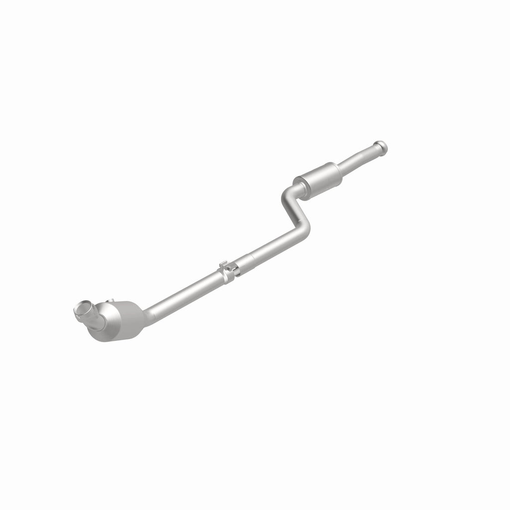 MagnaFlow Exhaust Products 21-497 OEM Grade Direct-Fit Catalytic Converter for Select Mercedes-Benz C300