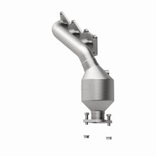 Load image into Gallery viewer, MagnaFlow Exhaust Products 51072 OEM Grade Manifold Catalytic Converter for Select Kia Borrego