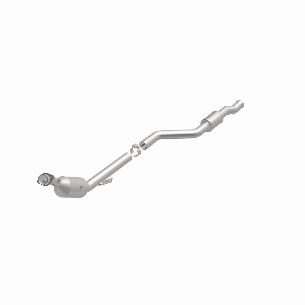 MagnaFlow Exhaust Products 21-570 OEM Grade Direct-Fit Catalytic Converter for Select Mercedes-Benz CL550, Mercedes-Benz S550