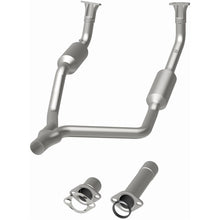 Load image into Gallery viewer, MagnaFlow Exhaust Products 3391821 California CARB Direct-Fit Catalytic Converter for Select Land Rover Range Rover