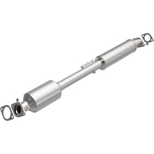 Load image into Gallery viewer, MagnaFlow Exhaust Products 5571820 California CARB Direct-Fit Catalytic Converter for Select Hyundai Sonata