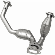 Load image into Gallery viewer, MagnaFlow Exhaust Products 447189 California CARB Direct-Fit Catalytic Converter for Select Ford Ranger, Mazda B3000, Mazda B4000