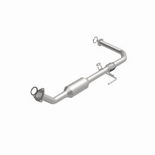 Load image into Gallery viewer, MagnaFlow Exhaust Products 4551404 California CARB Direct-Fit Catalytic Converter for Select Toyota Tundra