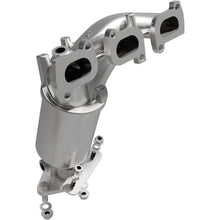 Load image into Gallery viewer, MagnaFlow Exhaust Products 51218 OEM Grade Manifold Catalytic Converter for Select Ford Edge, Ford Explorer, Ford Flex, Ford Police Interceptor Sedan, Ford Police Interceptor Utility, Ford Taurus, Lincoln Continental, Lincoln MKS, Lincoln MKT, Lincoln