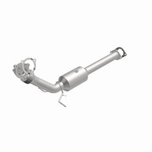 Load image into Gallery viewer, MagnaFlow Exhaust Products 5551738 California CARB Direct-Fit Catalytic Converter for Select Volvo XC70, Volvo XC90