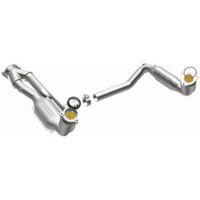 Load image into Gallery viewer, MagnaFlow Exhaust Products 458062 California CARB Direct-Fit Catalytic Converter for Select Cadillac Escalade, Chevrolet Avalanche 1500, Chevrolet Silverado 1500, Chevrolet Suburban 1500, Chevrolet Tahoe, GMC Sierra 1500, GMC Yukon, GMC Yukon XL