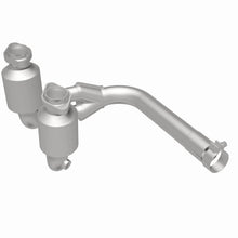 Load image into Gallery viewer, MagnaFlow Exhaust Products 4583386 California CARB Direct-Fit Catalytic Converter for Select Jeep Wrangler