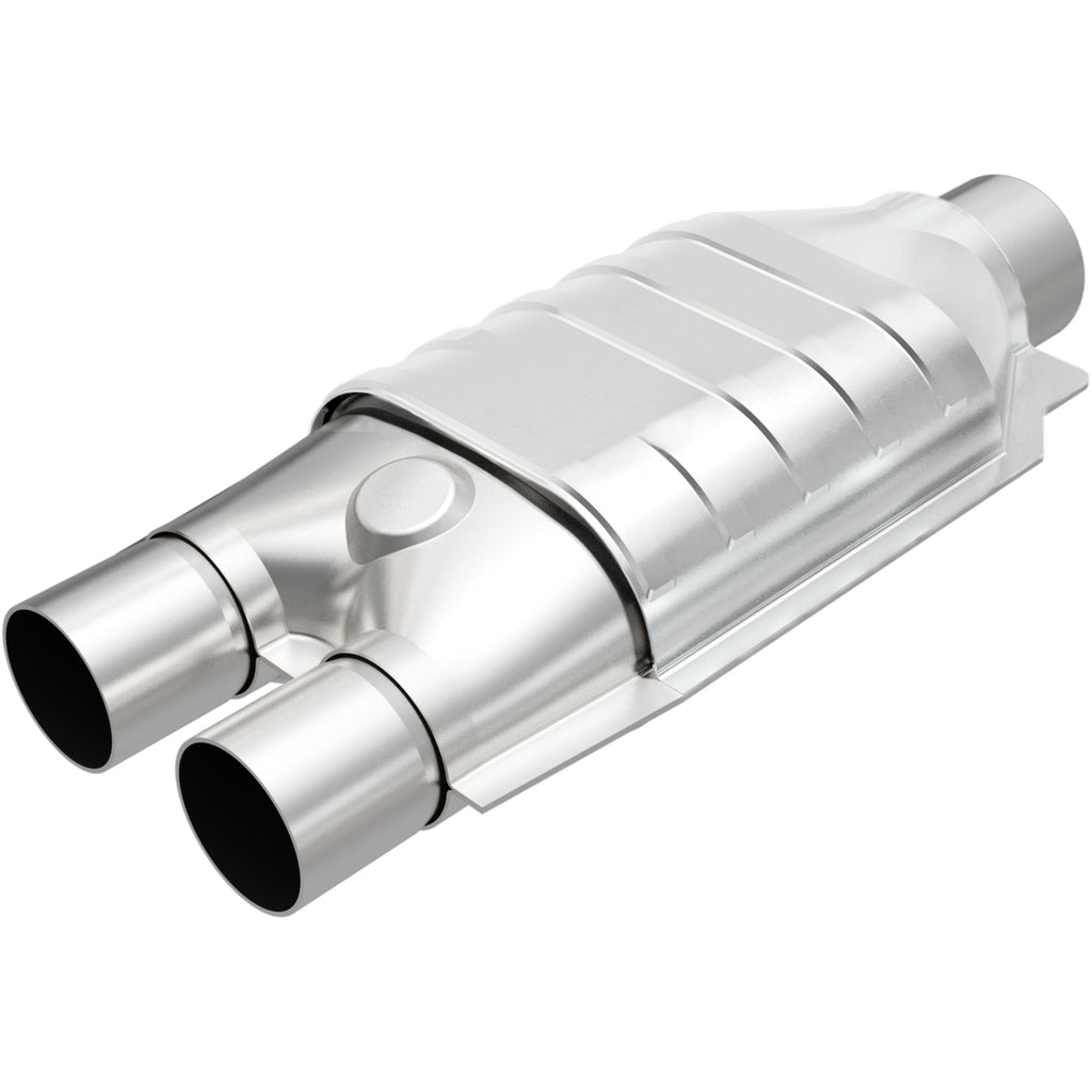 MagnaFlow Exhaust Products 51007 OEM Grade Universal Catalytic Converter for Select Chrysler Intrepid, Dodge Dakota, Ford Bronco, Ford E-150 Econoline, Ford E-150 Econoline Club Wagon, Ford E-250 Econoline, Ford E-350 Econoline, Ford E-350 Econoline Club