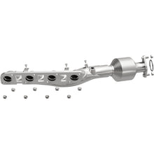 Load image into Gallery viewer, MagnaFlow Exhaust Products 290035 OEM Grade Manifold Catalytic Converter for Select INFINITI QX80, Nissan Armada, Nissan NV2500, Nissan NV3500, Nissan TITAN, Nissan TITAN XD