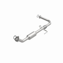 Load image into Gallery viewer, MagnaFlow Exhaust Products 4551404 California CARB Direct-Fit Catalytic Converter for Select Toyota Tundra