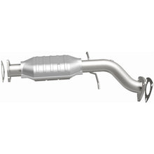 Load image into Gallery viewer, MagnaFlow Exhaust Products 23455 HM Grade Direct-Fit Catalytic Converter for Select Chevrolet Blazer, GMC Jimmy, Oldsmobile Bravada
