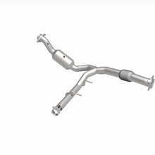 Load image into Gallery viewer, MagnaFlow Exhaust Products 280219 OEM Grade Direct-Fit Catalytic Converter for Select Ford Expedition, Lincoln Navigator