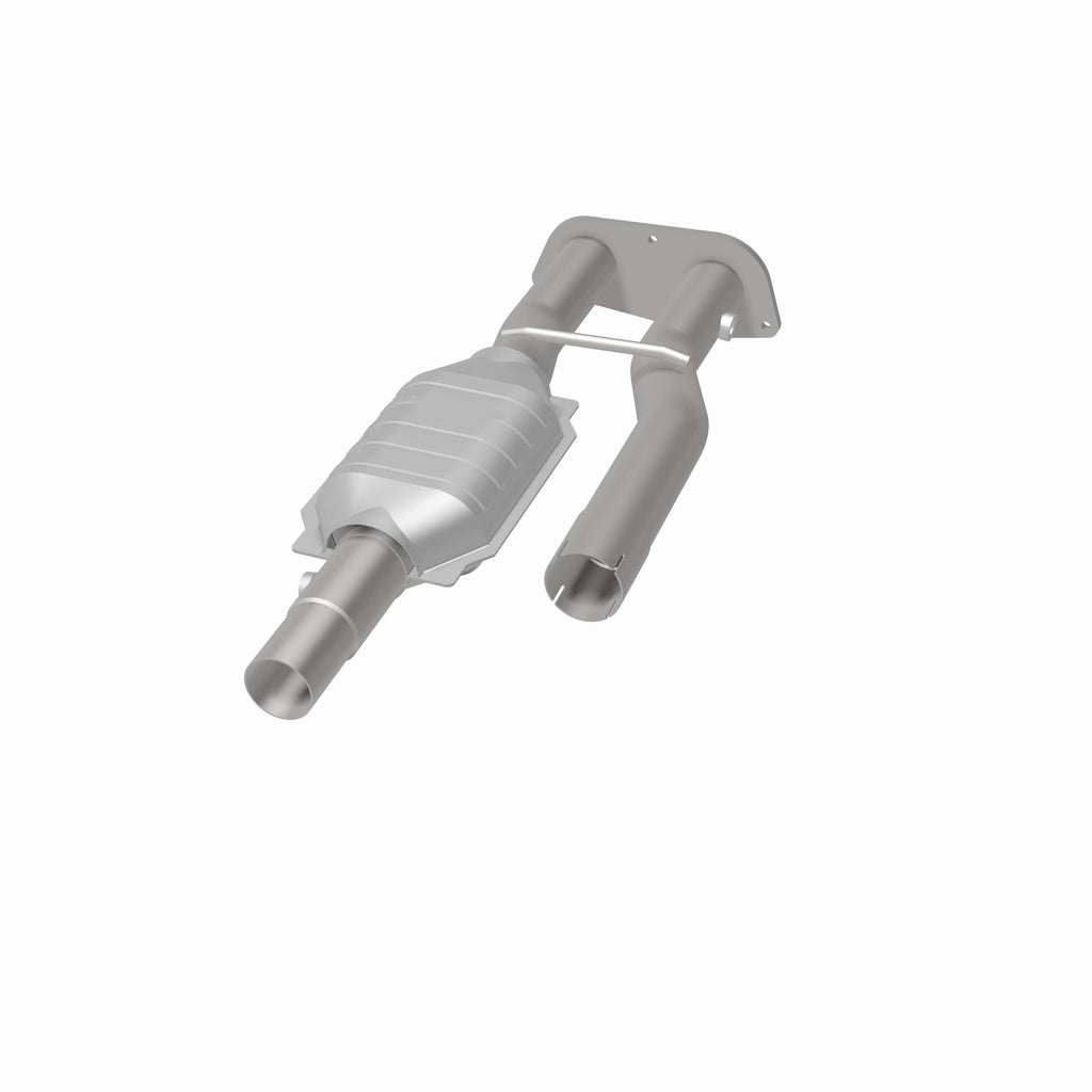 MagnaFlow Exhaust Products 23179 HM Grade Direct-Fit Catalytic Converter for Select Chevrolet C2500, Chevrolet C2500 Suburban, Chevrolet C3500, Chevrolet K2500, Chevrolet K3500, GMC C2500, GMC C2500 Suburban, GMC K2500, GMC K3500
