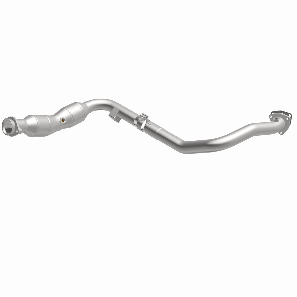 MagnaFlow Exhaust Products 21-716 OEM Grade Direct-Fit Catalytic Converter for Select Land Rover LR4