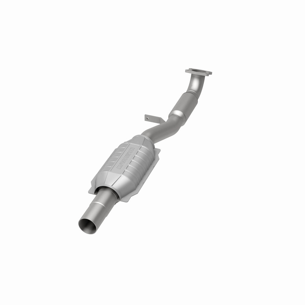 MagnaFlow Exhaust Products 441031 California CARB Direct-Fit Catalytic Converter for Select Volvo S40, Volvo V40