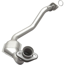 Load image into Gallery viewer, MagnaFlow Exhaust Products 23311 HM Grade Direct-Fit Catalytic Converter for Select Ford Explorer, Mercury Mountaineer