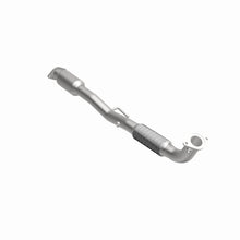 Load image into Gallery viewer, MagnaFlow Exhaust Products 5571988 California CARB Direct-Fit Catalytic Converter for Select Toyota Camry