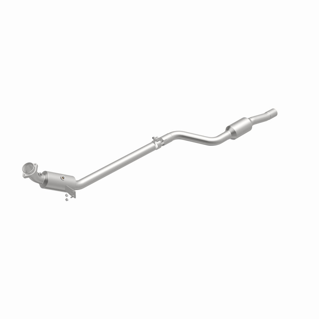 MagnaFlow Exhaust Products 21-564 OEM Grade Direct-Fit Catalytic Converter for Select Mercedes-Benz CLS550, Mercedes-Benz E550