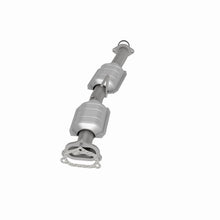 Load image into Gallery viewer, MagnaFlow Exhaust Products 51379 OEM Grade Direct-Fit Catalytic Converter for Select Ford Ranger, Mazda B3000, Mazda B4000