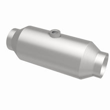 Load image into Gallery viewer, MagnaFlow Exhaust Products 5561356 California CARB Universal Catalytic Converter for Select Cadillac CT6, Chrysler 300, Chrysler Sebring, Dodge Challenger, Dodge Charger, Dodge Magnum, Ford Mustang, Honda CR-V, Hyundai Sonata, Jaguar F-Type, Jaguar XF,