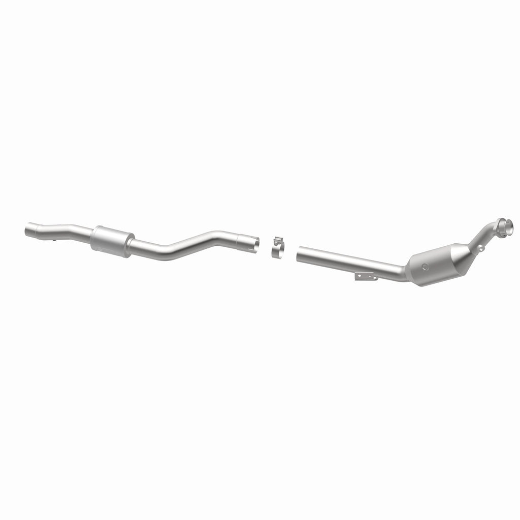MagnaFlow Exhaust Products 21-569 OEM Grade Direct-Fit Catalytic Converter for Select Mercedes-Benz CL550, Mercedes-Benz S550