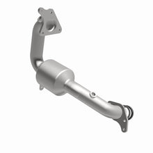 Load image into Gallery viewer, MagnaFlow Exhaust Products 551439 California CARB Direct-Fit Catalytic Converter for Select Nissan Juke
