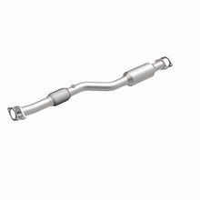 Load image into Gallery viewer, MagnaFlow Exhaust Products 5671418 California CARB Direct-Fit Catalytic Converter for Select Hyundai Elantra