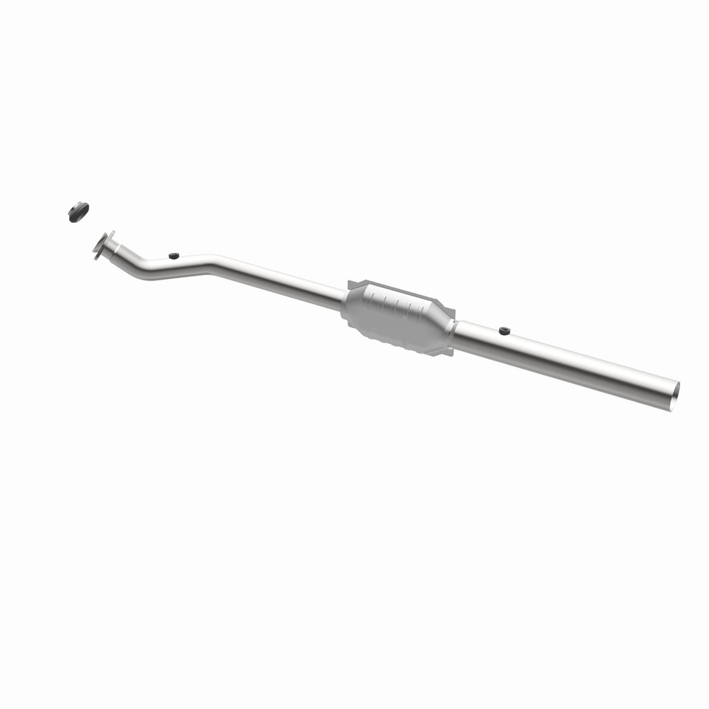MagnaFlow Exhaust Products 93613 HM Grade Direct-Fit Catalytic Converter for Select Chevrolet Express 1500, Chevrolet Express 2500, Chevrolet Express 3500, Chevrolet G30, GMC G3500, GMC Savana 1500, GMC Savana 2500, GMC Savana