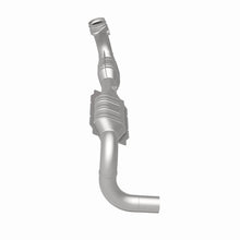 Load image into Gallery viewer, MagnaFlow Exhaust Products 24412 HM Grade Direct-Fit Catalytic Converter for Select Ford Expedition