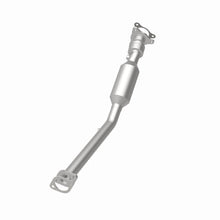 Load image into Gallery viewer, MagnaFlow Exhaust Products 51905 OEM Grade Direct-Fit Catalytic Converter for Select Chevrolet Cobalt, Chevrolet HHR, Pontiac G5, Saturn Ion