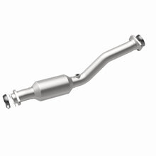 Load image into Gallery viewer, MagnaFlow Exhaust Products 5571709 California CARB Direct-Fit Catalytic Converter for Select Nissan Sentra