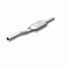 Load image into Gallery viewer, MagnaFlow Exhaust Products 51698 OEM Grade Direct-Fit Catalytic Converter for Select Jeep Grand Cherokee